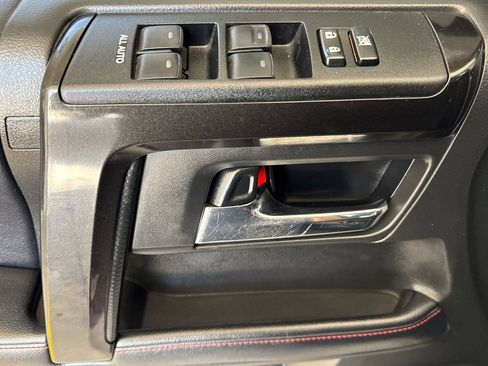 Used 2019 Toyota 4Runner TRD Off-Road AWD/4WD image 11