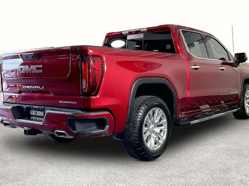 Used 2023 GMC Sierra 1500 Denali AWD/4WD image 2