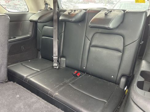 Used 2023 Nissan Pathfinder SL image 12