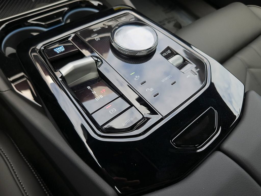 New 2026 BMW i5 M60 AWD/4WD image 10