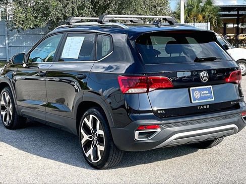 Certified 2022 Volkswagen Taos SEL image 7