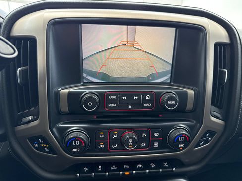 Used 2016 GMC Sierra 1500 Denali w/ Denali Ultimate Package AWD/4WD image 28