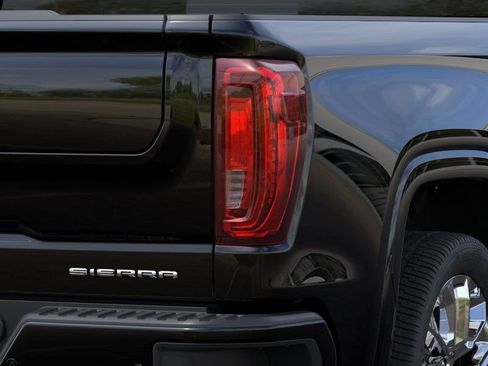 New 2026 GMC Sierra 1500 Denali w/ Denali Reserve Package AWD/4WD image 16
