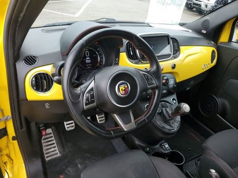 Used 2016 FIAT 500 Abarth w/ Comfort/Convenience Group image 10