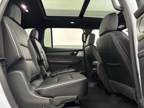 New 2026 Buick Enclave Avenir image 41