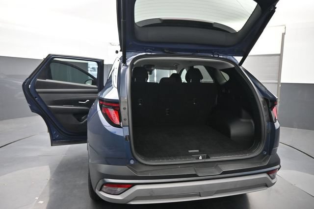 Used 2025 Hyundai Tucson SEL FWD image 8