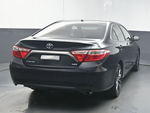 Used 2015 Toyota Camry XSE FWD image 7