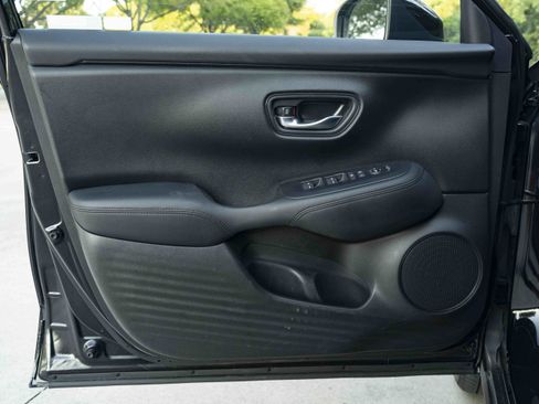 Used 2026 Honda HR-V LX image 36