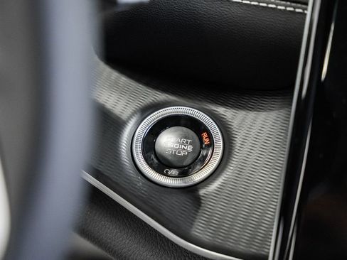 New 2025 Jeep Grand Cherokee L Laredo w/ Luxury Tech Group I image 24