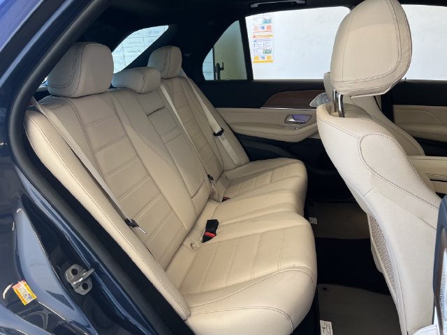 Used 2024 Mercedes-Benz GLE 450e 4MATIC image 39