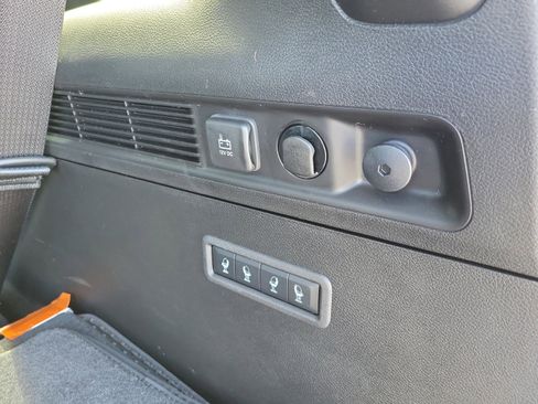 New 2026 Jeep Grand Wagoneer Limited AWD/4WD image 13
