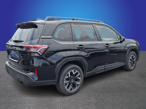 Certified 2025 Subaru Forester Premium AWD/4WD image 4
