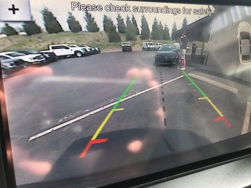 Used 2019 Ford Expedition XLT image 31