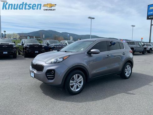 Used 2017 Kia Sportage LX AWD/4WD image 3