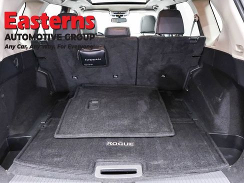 Used 2023 Nissan Rogue SL w/ SL Premium Package AWD/4WD image 9