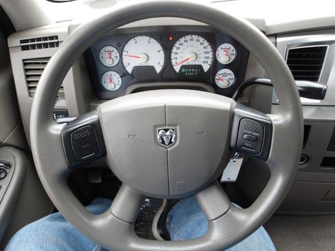 Used 2007 Dodge Ram 3500 Truck SLT w/ Trailer Tow Group RWD image 14