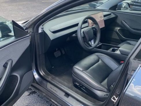 Used 2024 Tesla Model 3 Standard Range RWD image 14