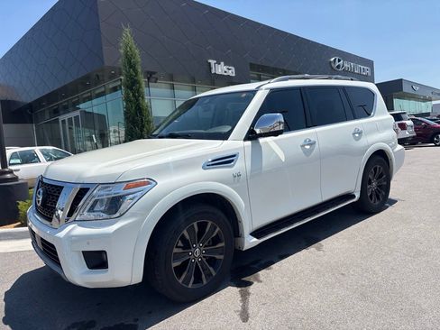 Used 2020 Nissan Armada Platinum w/ Captain's Chairs Package AWD/4WD image 2