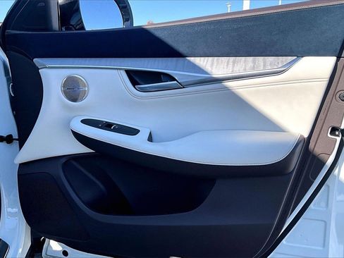 Certified 2022 INFINITI QX50 Autograph w/ Cargo Package image 24