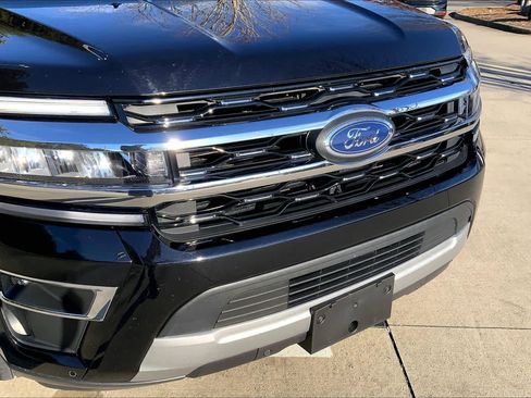 Used 2024 Ford Expedition Max Limited image 30