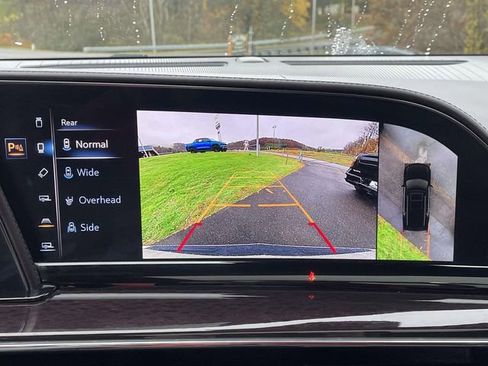 Used 2021 Cadillac Escalade ESV Sport Platinum image 24