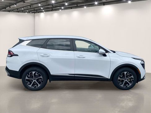 Used 2023 Kia Sportage EX AWD/4WD image 8