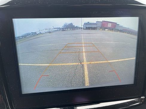 Used 2018 Chevrolet Traverse LT image 19