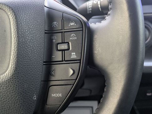 Used 2024 Toyota Prius LE image 18