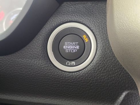 Used 2022 RAM 1500 Laramie AWD/4WD image 24
