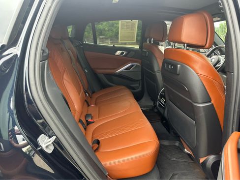 Used 2022 BMW X6 M50i w/ Executive Package AWD/4WD image 19