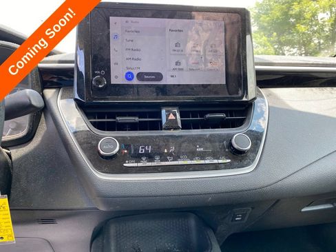 Used 2023 Toyota Corolla LE FWD image 19