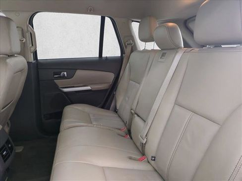 Used 2013 Ford Edge SEL FWD image 18