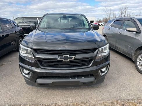 Used 2016 Chevrolet Colorado Z71 w/ Z71 Midnight Edition image 2