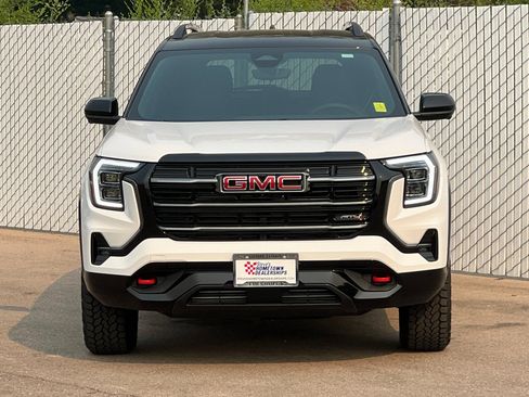 New 2027 GMC Terrain AT4 w/ Technology Package II AWD/4WD image 6