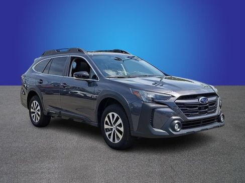 Certified 2025 Subaru Outback Premium AWD/4WD image 3