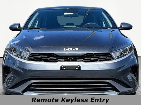 Used 2023 Kia Forte LXS FWD image 2