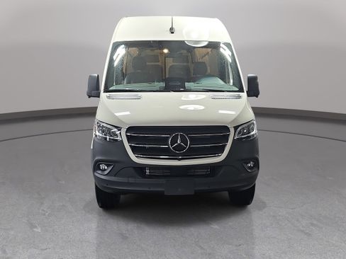 New 2026 Mercedes-Benz Sprinter 2500 image 2