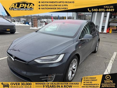 Used 2016 Tesla Model X 90D image 1