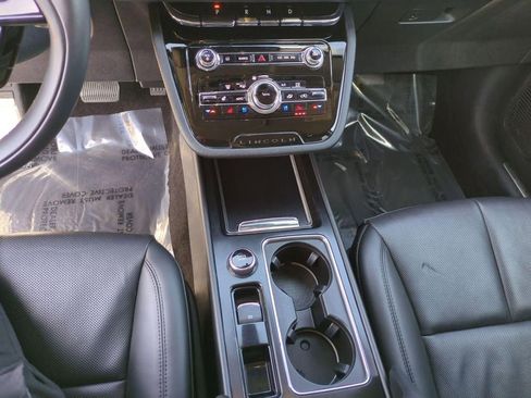 Certified 2022 Lincoln Corsair Reserve w/ Equipment Group 201A AWD/4WD image 23