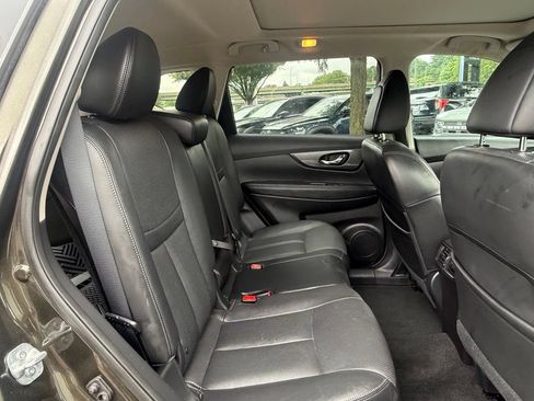 Used 2015 Nissan Rogue SL w/ SL Premium Package AWD/4WD image 25