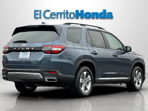 New 2026 Honda Pilot EX-L image 3