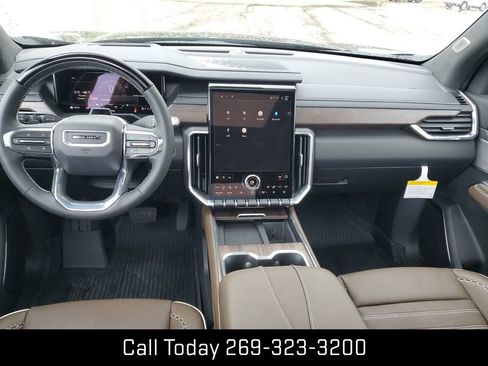 New 2026 GMC Acadia Denali Ultimate w/ LPO, Floor Liner Package image 22