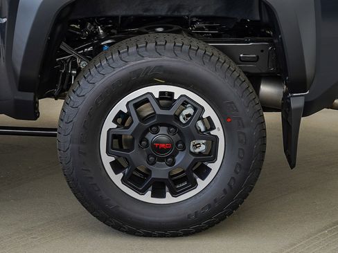 New 2026 Toyota Tacoma TRD Off-Road image 12