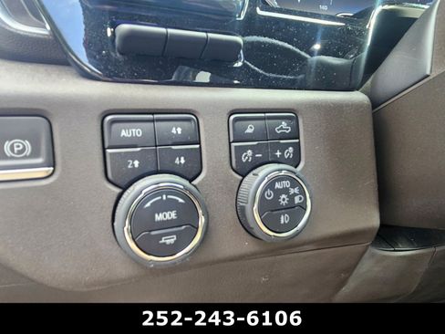 Used 2023 Chevrolet Silverado 1500 LTZ w/ LTZ Premium Package AWD/4WD image 11