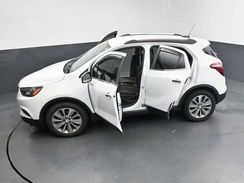 Used 2020 Buick Encore Preferred w/ Safety Package FWD image 37