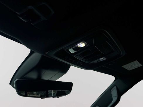 Used 2023 Chevrolet Silverado 1500 High Country w/ Technology Package image 36