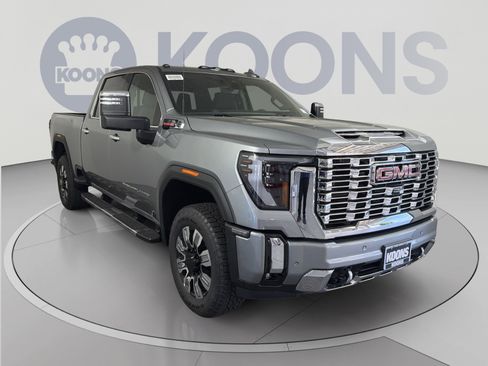 New 2026 GMC Sierra 2500 Denali w/ Denali Reserve Package AWD/4WD image 10