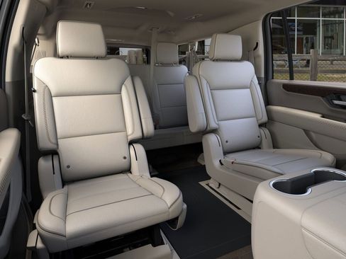 New 2026 GMC Yukon XL Denali image 17