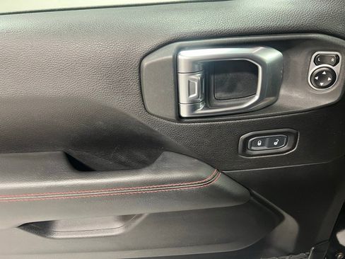 Used 2020 Jeep Gladiator Rubicon w/ Dual Top Group image 18