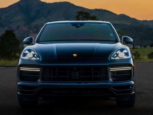 Certified 2023 Porsche Cayenne Turbo GT AWD/4WD image 9
